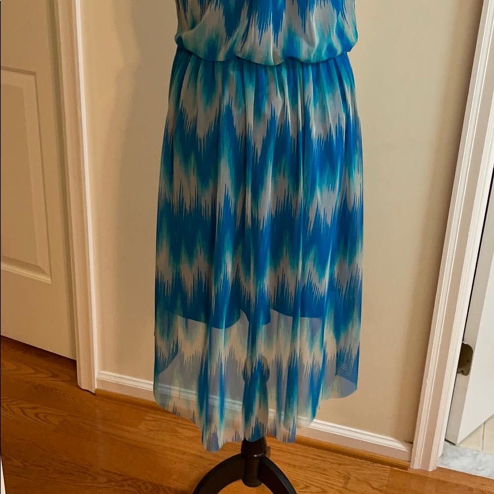 Dress - Picture 4 of 5
